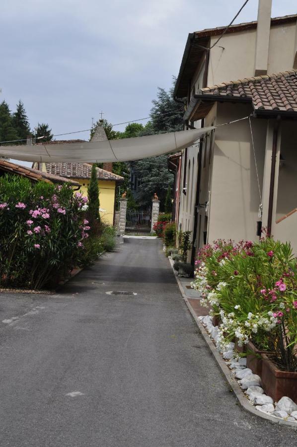 卢卡Via Del Barsantino 18别墅 外观 照片